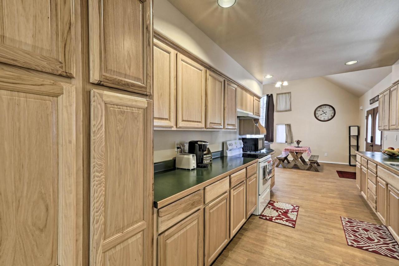 Family-Friendly Forested Home With Snow Play Area! Flagstaff Exteriér fotografie